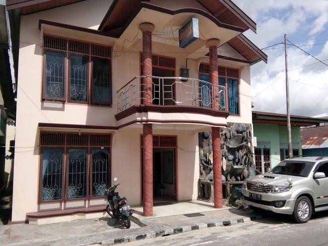 Hotel mahkota budi