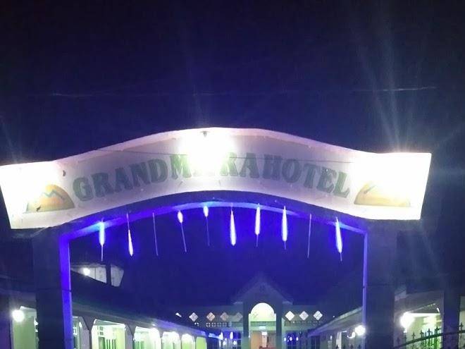 Grand mitra hotel masigi