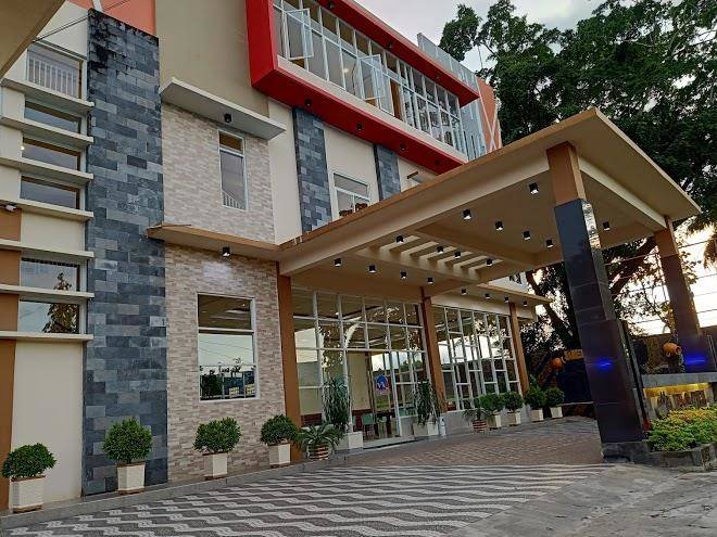 Hotel & swalayan mitra utama