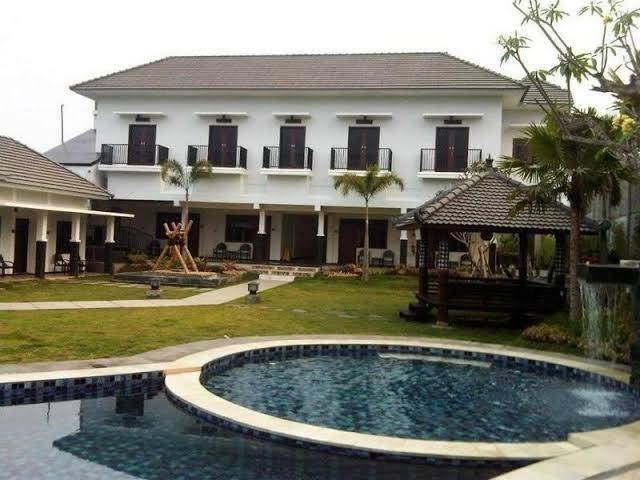 Sumber hotel