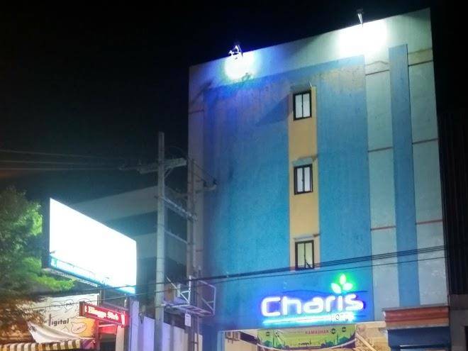 Charis hotel