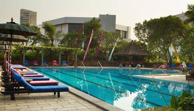 Bumi surabaya city resort