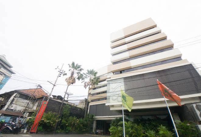 New grand park hotel