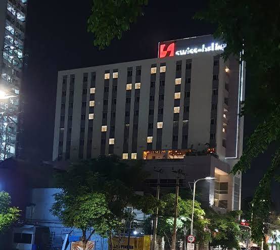 Swiss belinn manyar surabaya