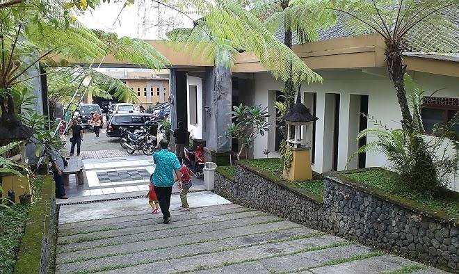 Hotel soemenake