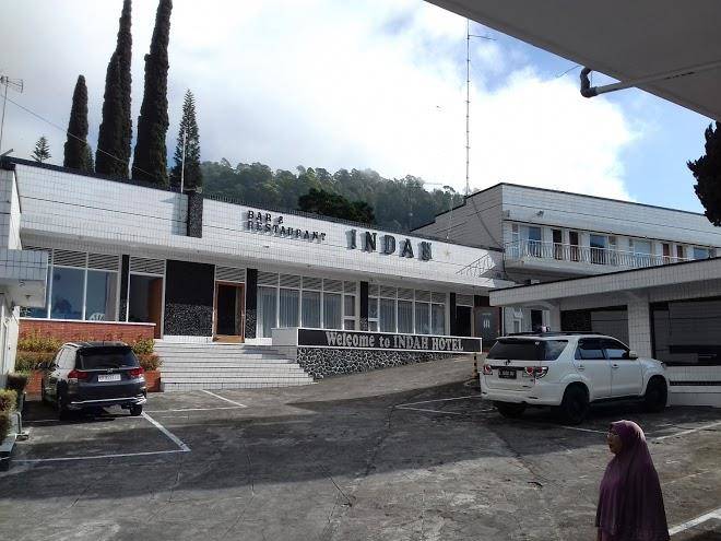 Hotel indah sarangan