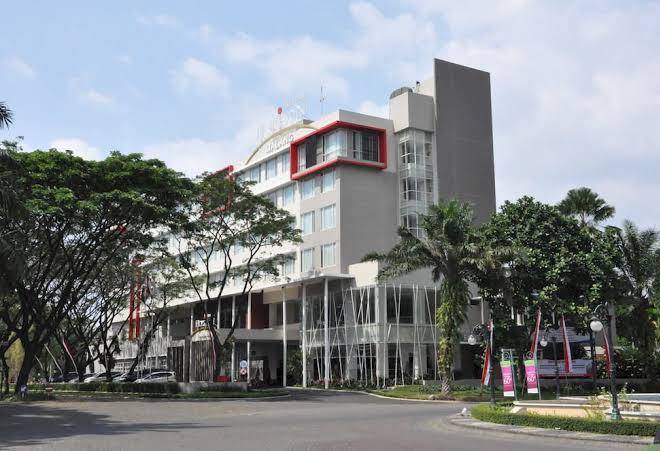 Hotel grand cakra