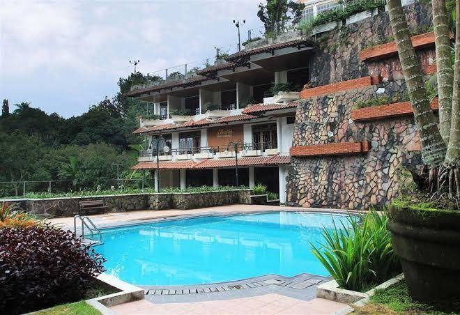 Royal tretes view hotel and convention