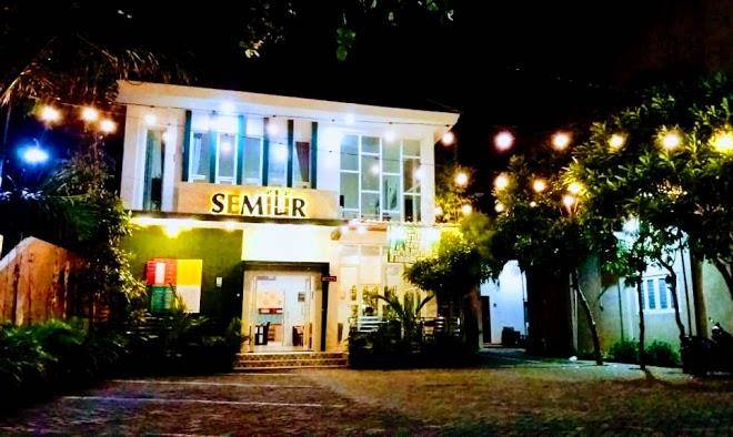Hotel semilir sampang