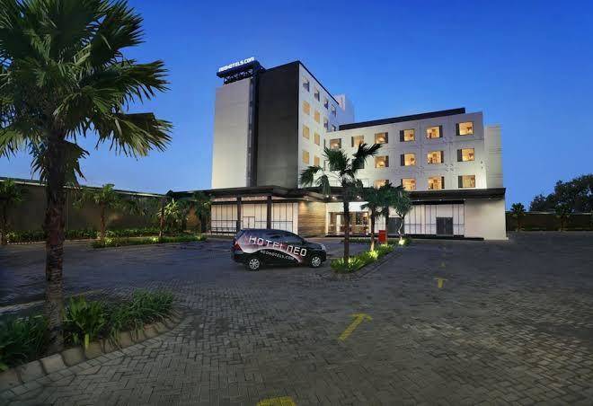 Hotel neo+ waru sidoarjo