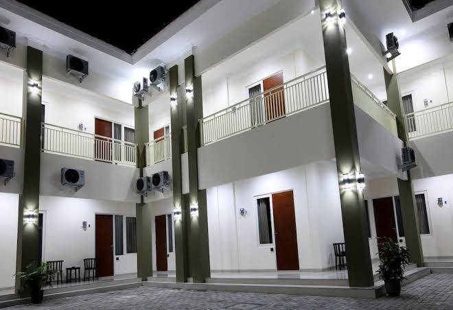 Hotel Saras City Tuban Image