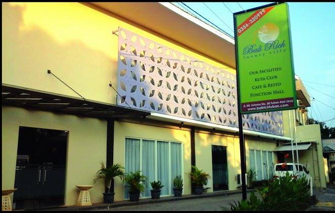 Vila bali kaya tuban