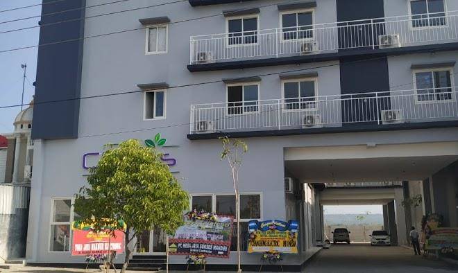 Votel hotel charis tuban