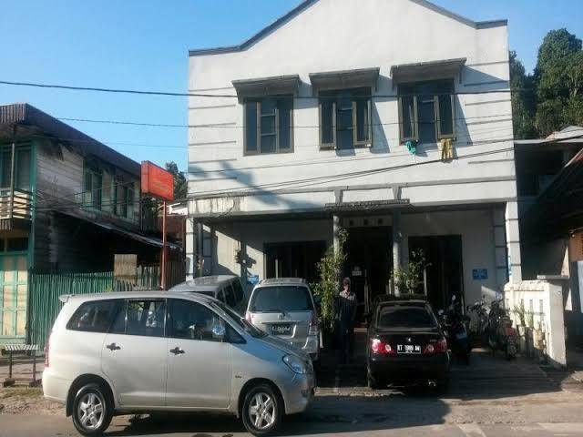 Mahkota intan hotel