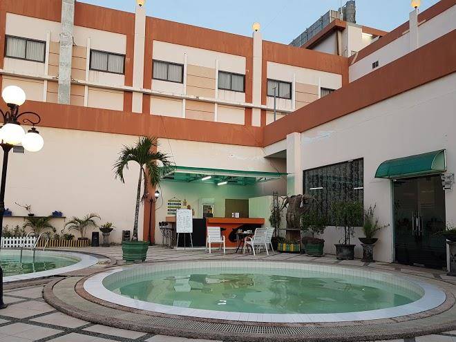 Hotel royal victoria sangatta