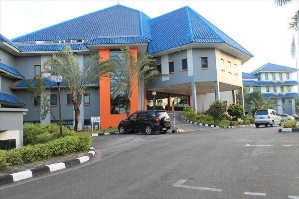 Grand elty singgasana hotel