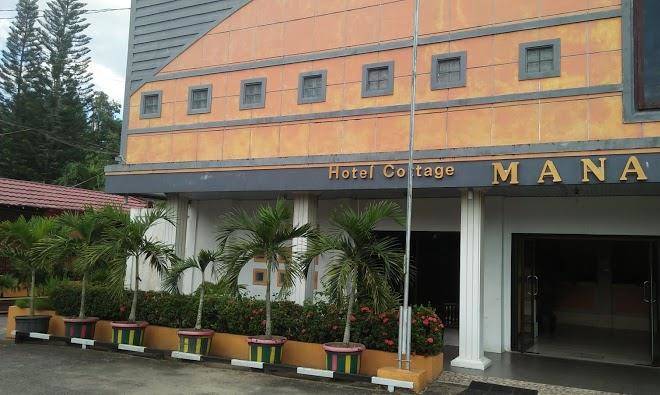 Hotel manau