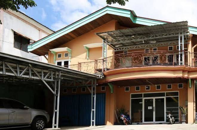 Reddoorz syariah pangeran suryanata samarinda