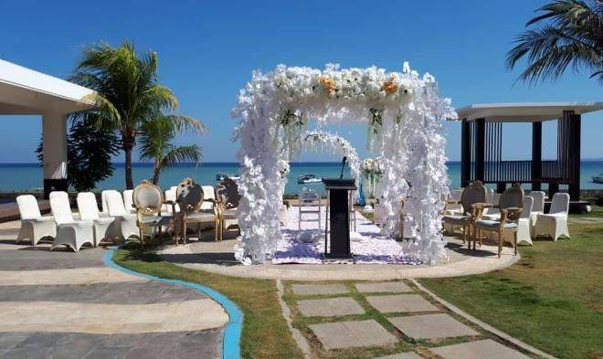 Hotel swiss belinn kristal kupang