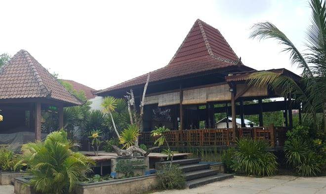 Exotic Komodo Hotel Image