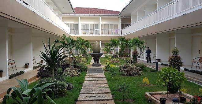 Hotel ella