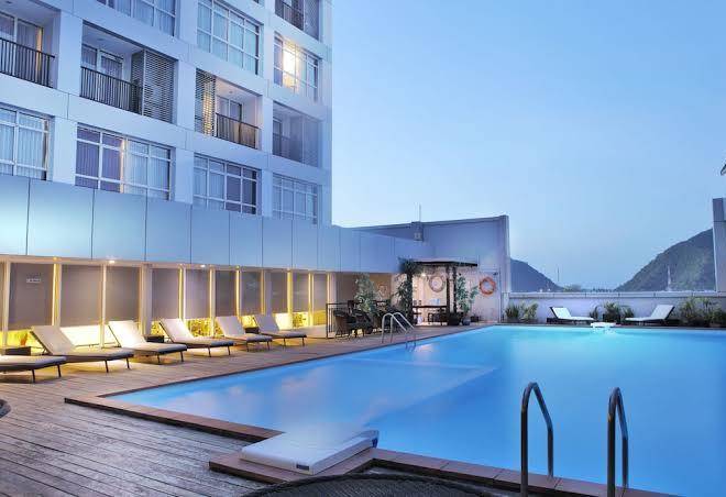 Maqna hotel by prasanthi
