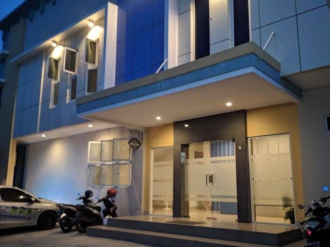Sunrise hotel