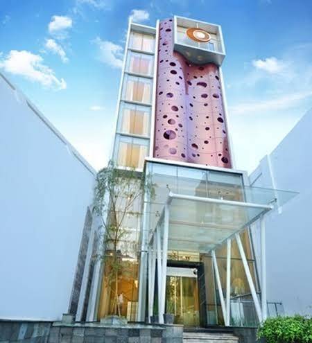 Clay hotel