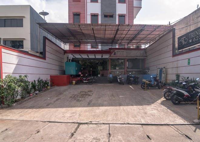 Reddoorz near rs husada