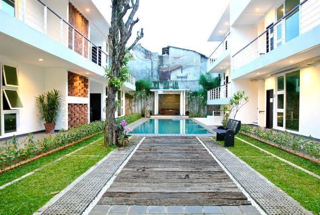 Ampera avenue residence