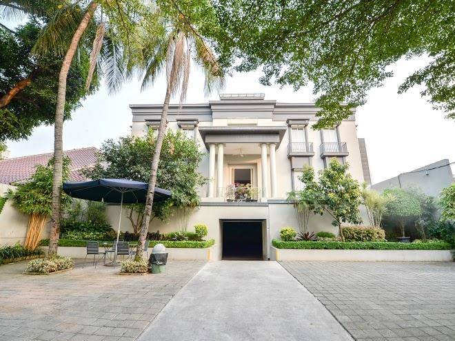 Home 899 patal senayan