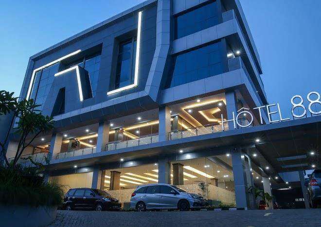 Hotel 88 tendean