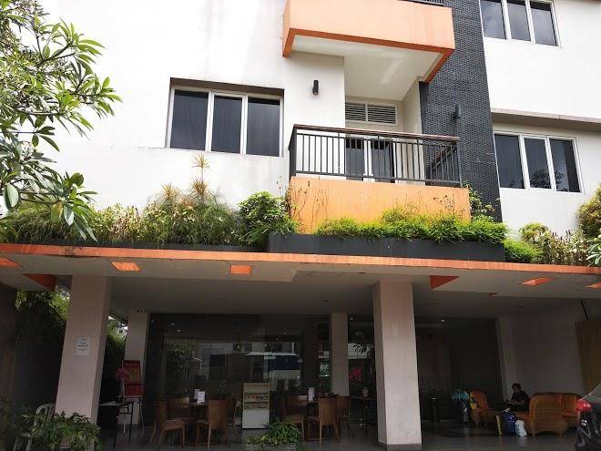 Reddoorz plus near itc fatmawati