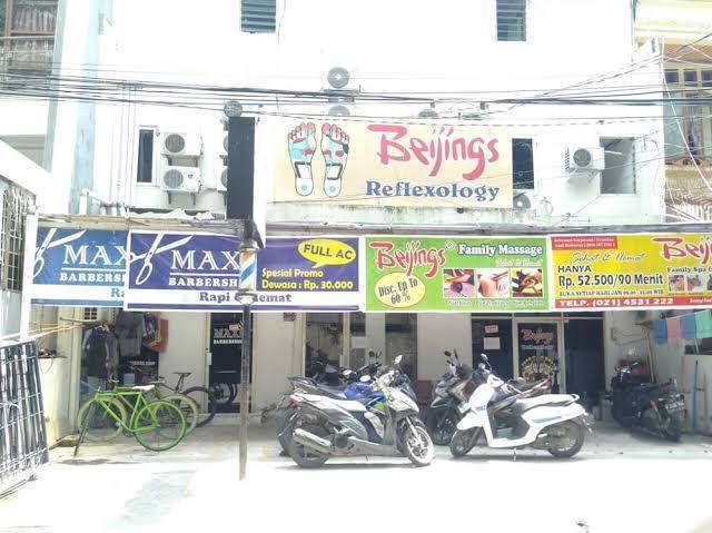 Chrysant hotel 1 by idh