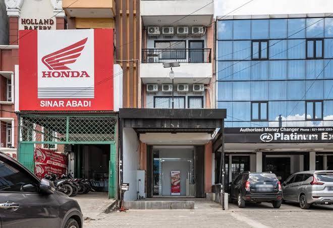Reddoorz near tanjung duren 2