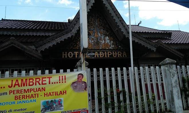 Adipura hotel