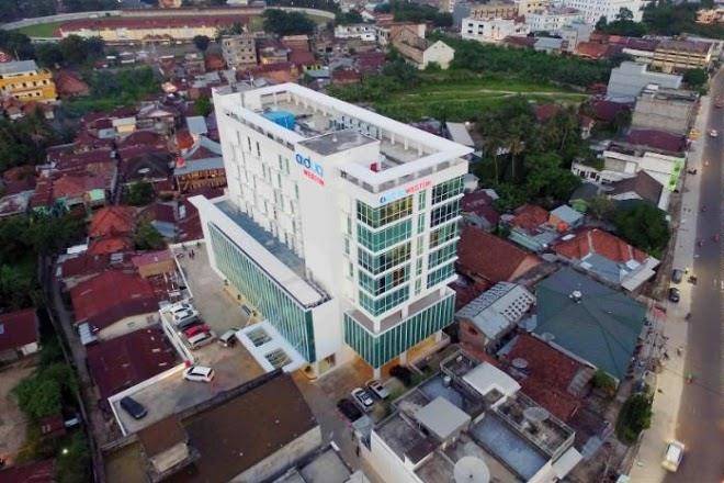 Odua Weston Jambi Hotel Image