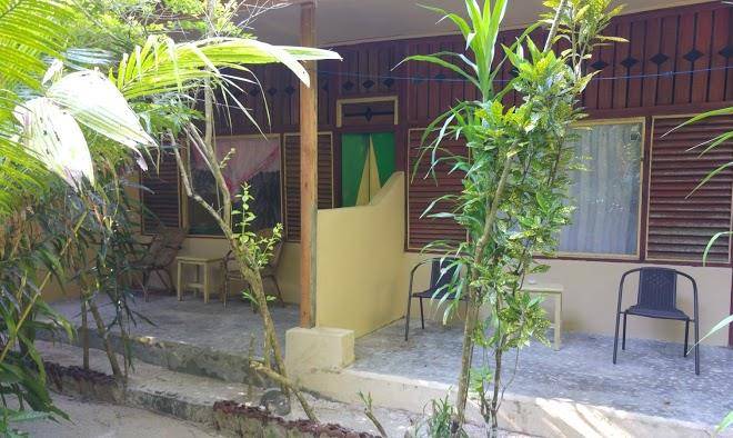 Putih lessi indah