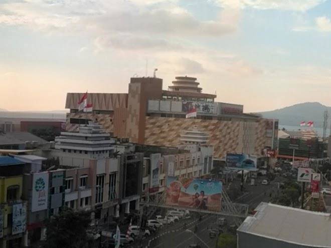 Airy wenang pierre tendean 35 manado