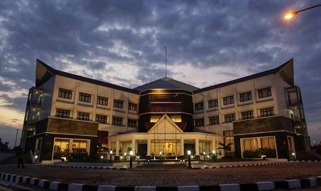 Achmad tahir hotel