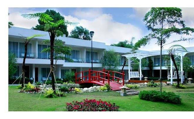 The hill hotel & resort sibolangit