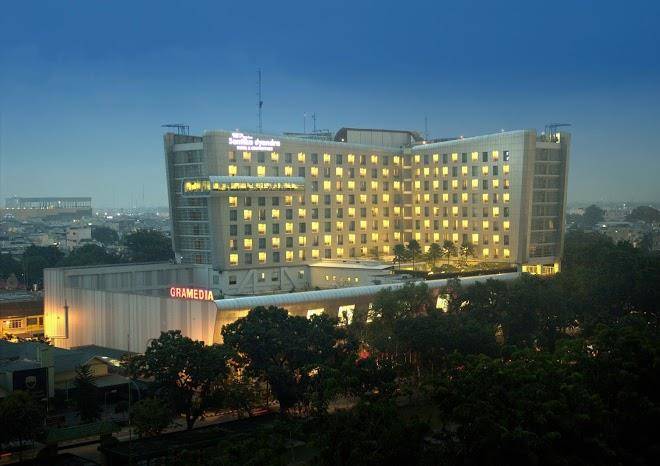 Hotel santika premiere dyandra hotel & convention