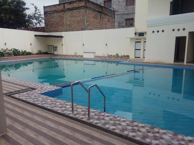 Hotel permata warna
