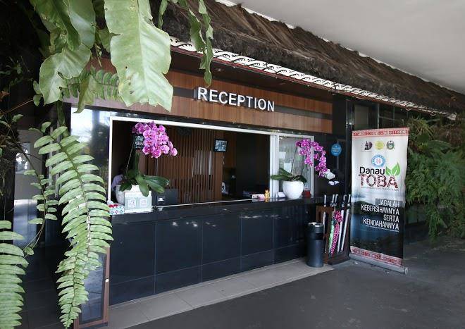 Airy premier pulau samosir 9 parapat