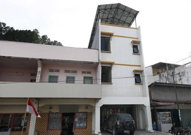Airy sisingamangaraja 69 parapat