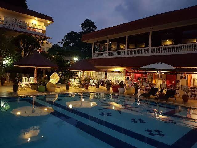 The parapat view hotel