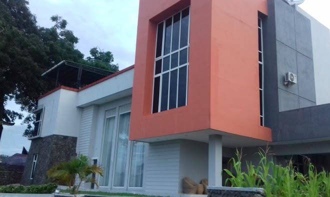Hotel alani holong