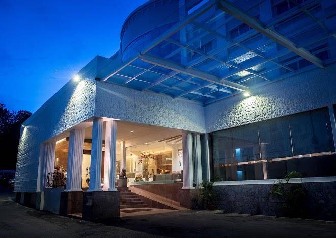 Crown vista hotel batam