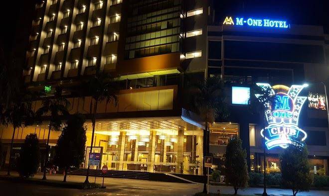 M one hotel harbour bay