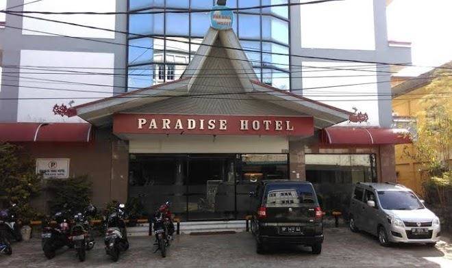 Paradise hotel